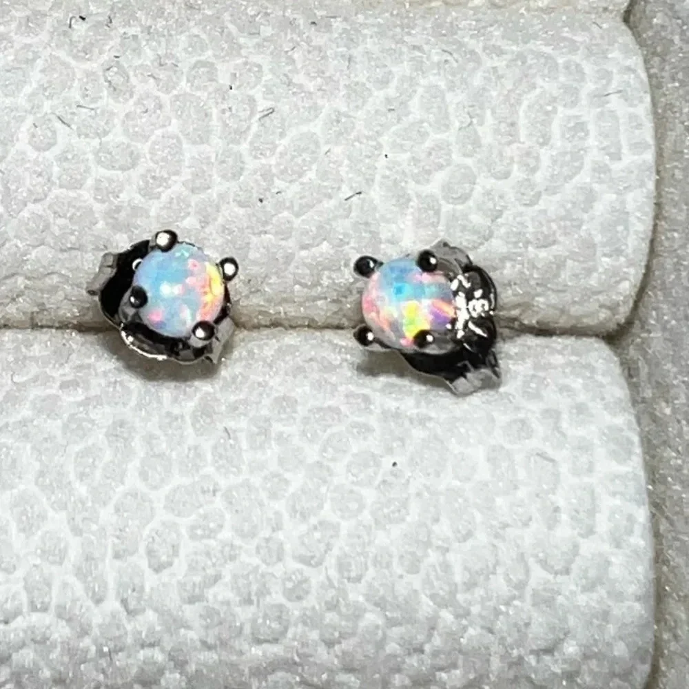 3 Pack of Small Stud Earrings